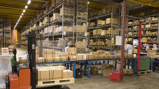 亞馬遜倉庫集體爆倉，自配送產品有望迎來變革